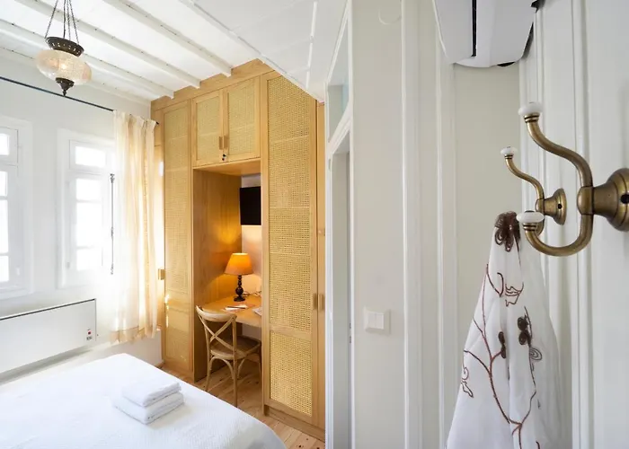 Kallinikou - Private Parking On Demand -