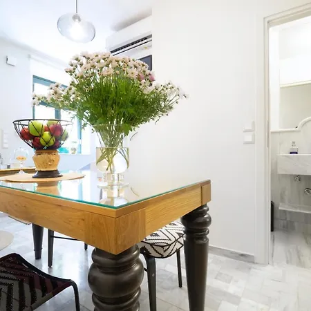 Kallinikou - Private Parking On Demand - Hébergement de vacances *