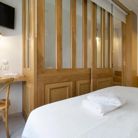 Kallinikou - Private Parking On Demand - Casa de Férias *