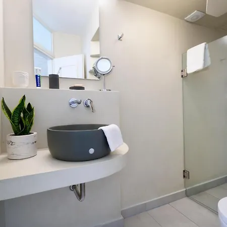 Kallinikou - Private Parking On Demand - Casa de Férias *